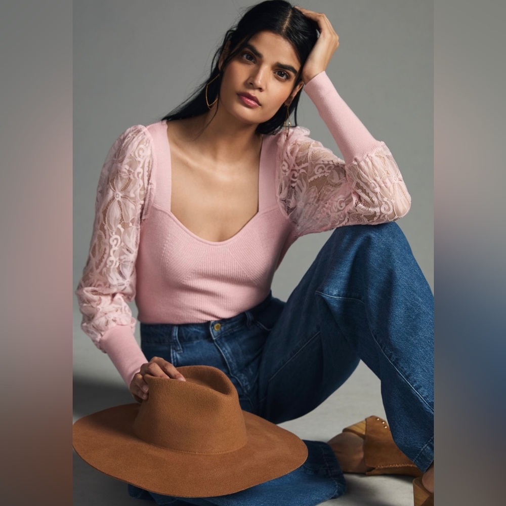 🖤Anthropologie Lace-Sleeve Sweater